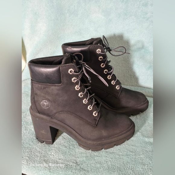 Women's Timberland Kinsley Mid Lace Up Waterproof Boot Size 6.5 - Picture 3 of 11